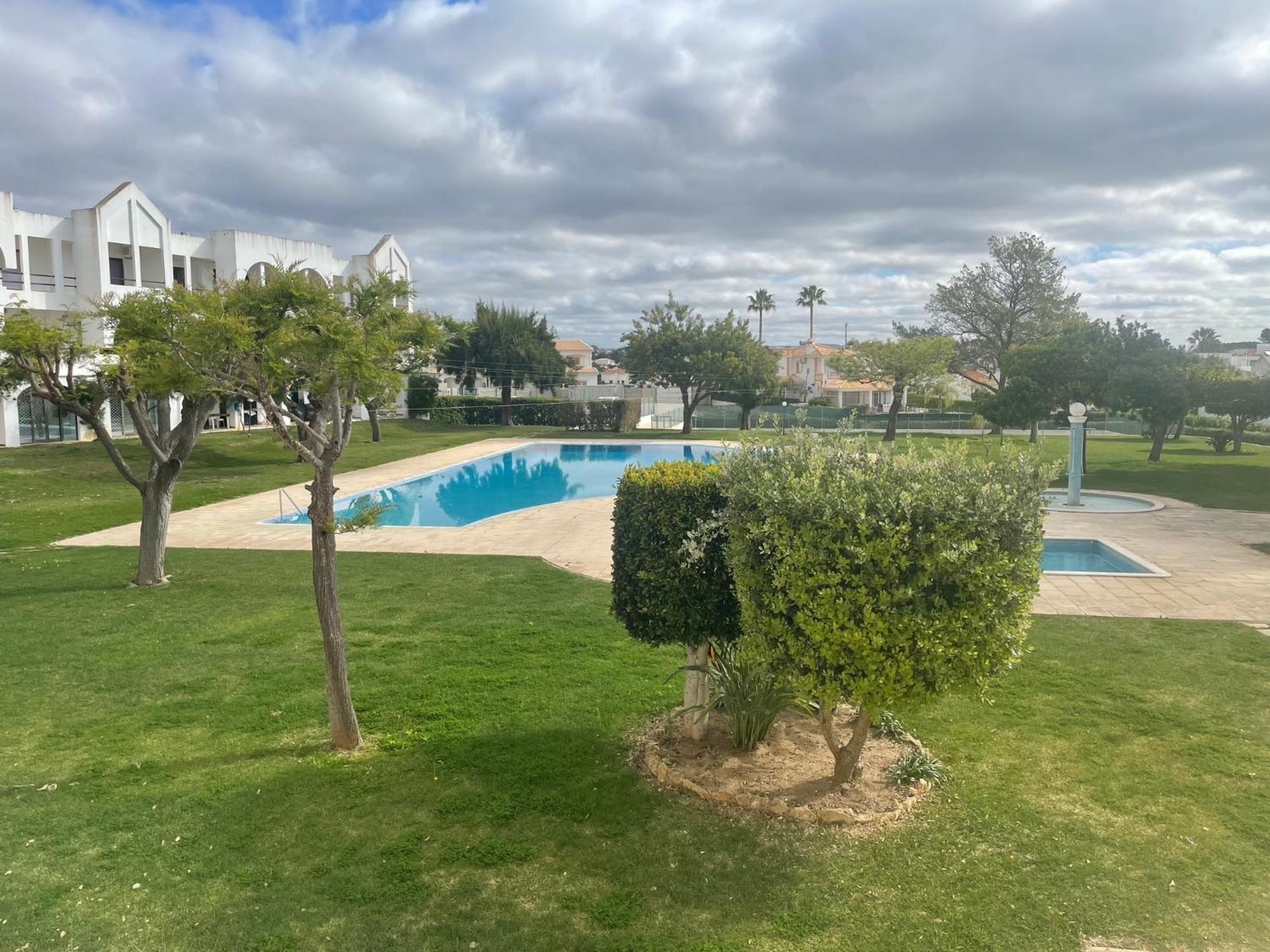 Title E Title - Oura Apartament Albufeira Exterior photo